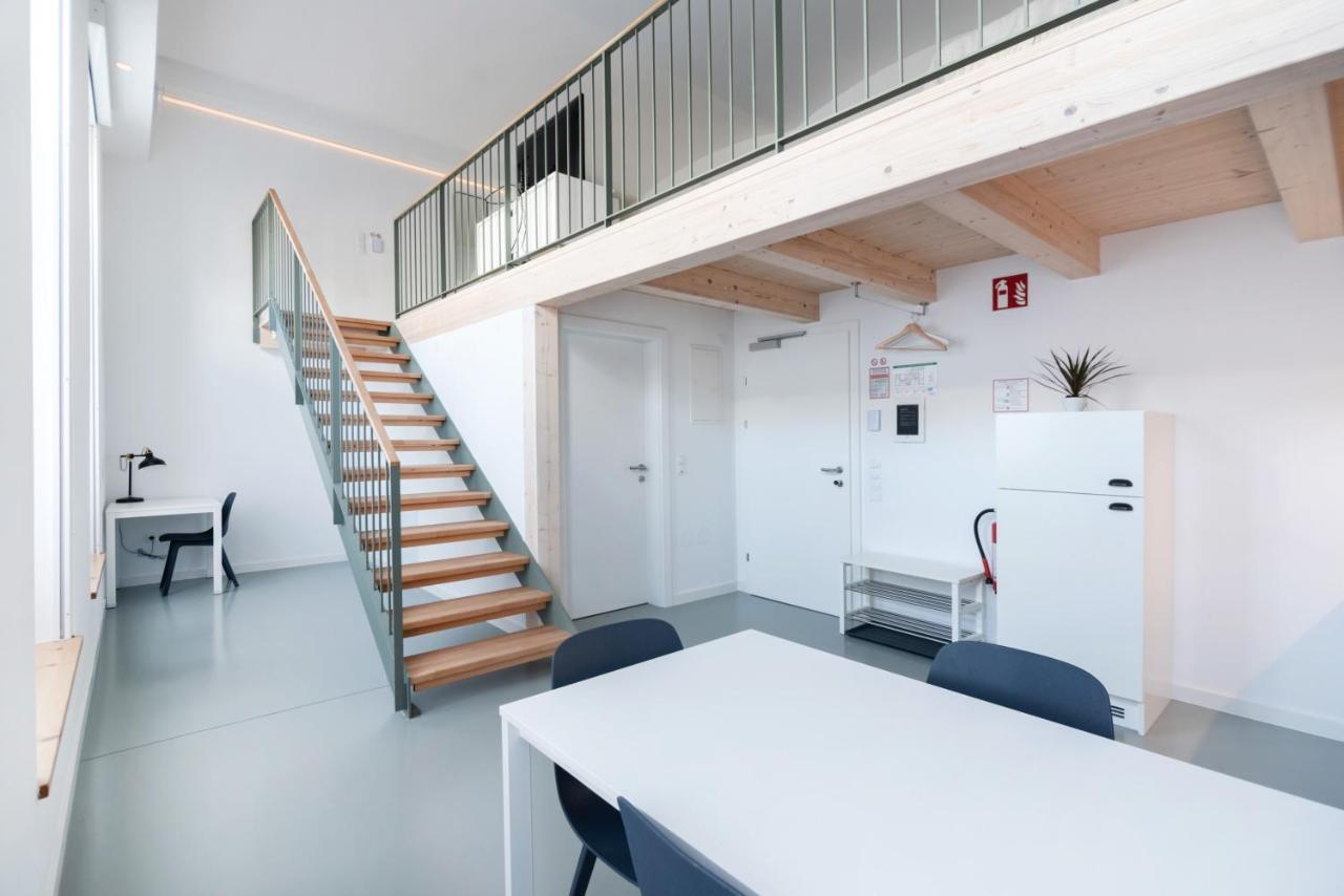 Vorgarten - Central, New And Stylish For Your Comfortable In Apartment