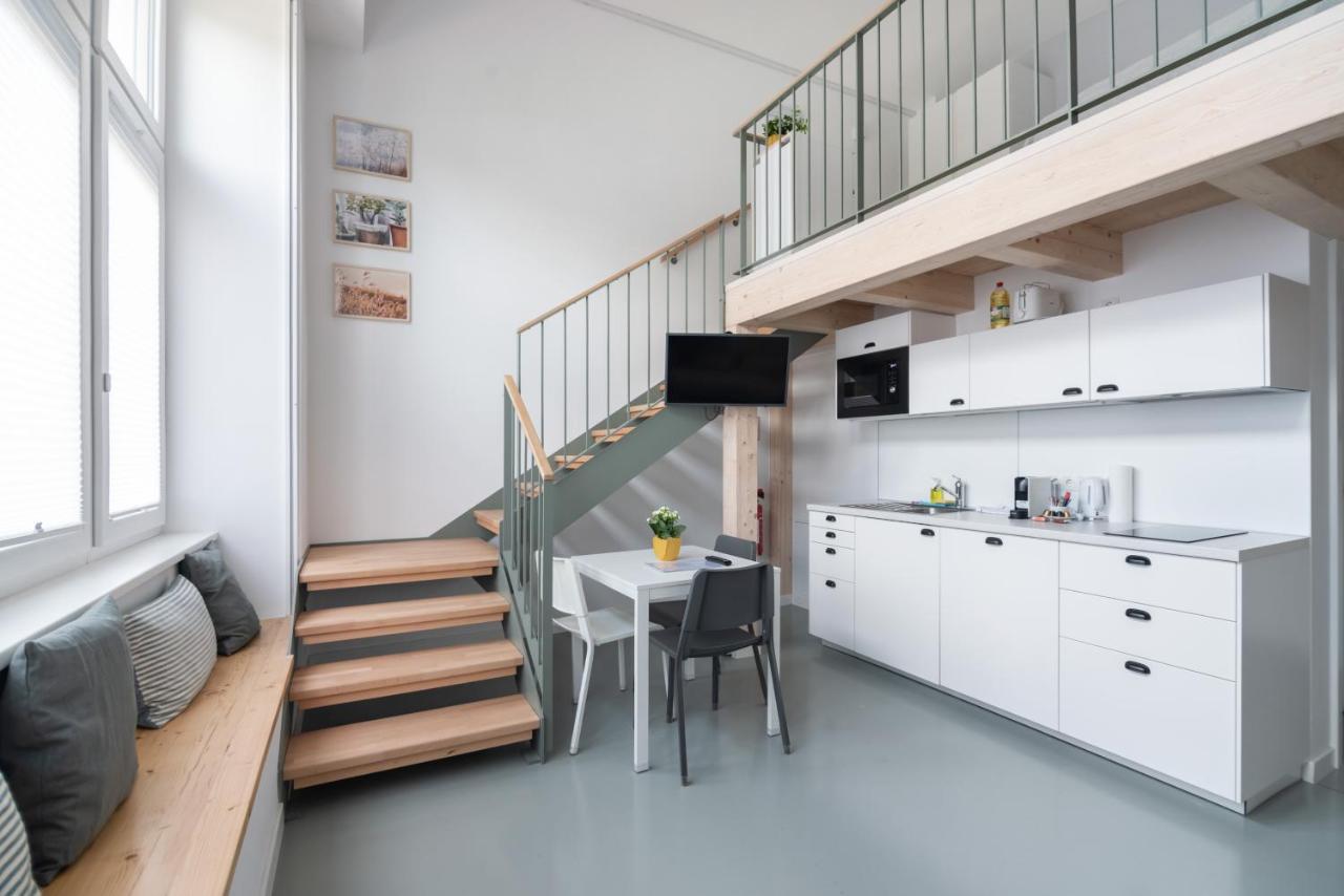 Vorgarten - Central, New And Stylish For Your Comfortable In